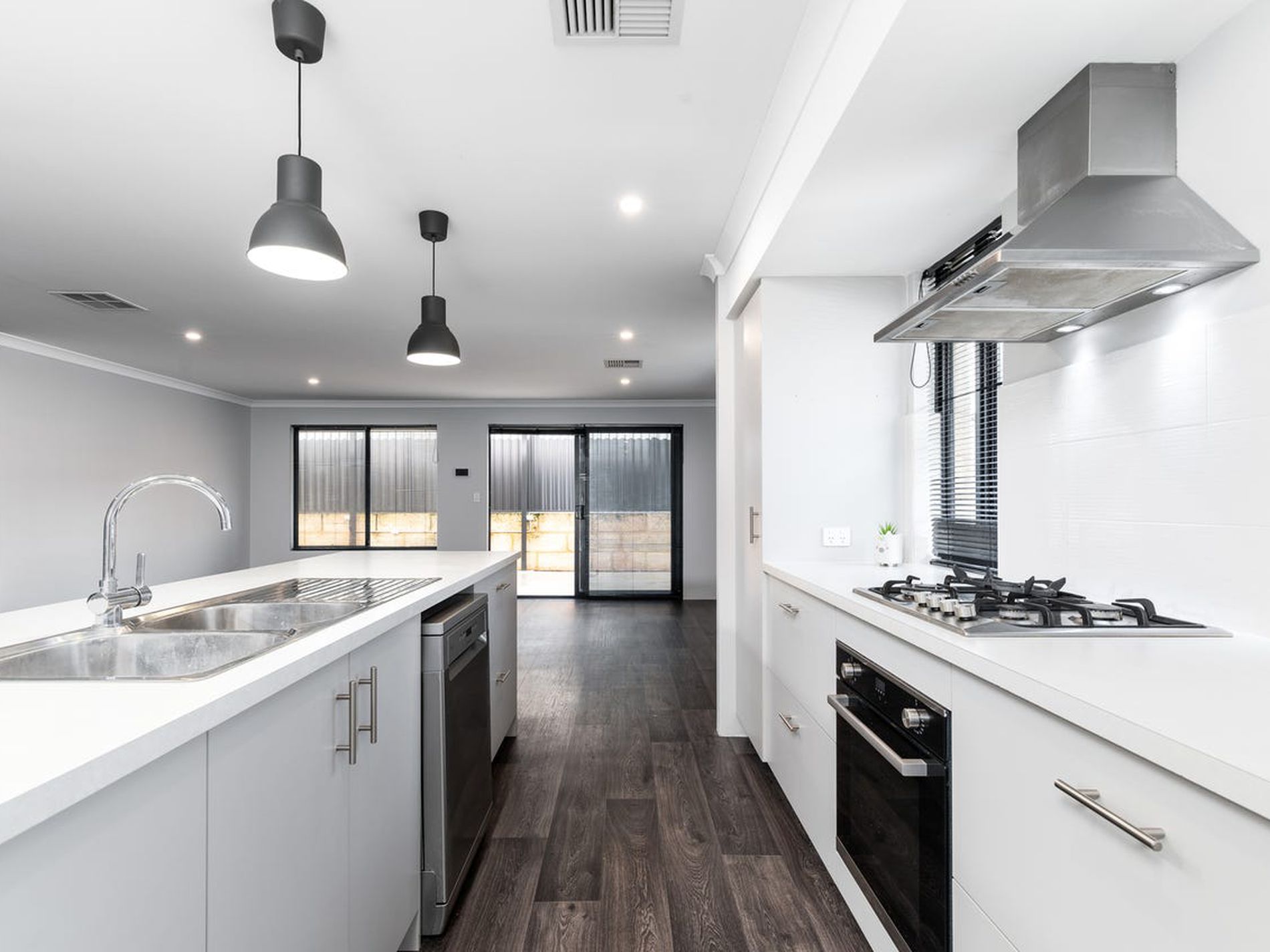 4 Fairmile Street, Bushmead