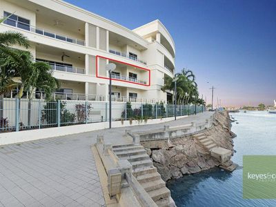 14 / 1 The Strand, Townsville City