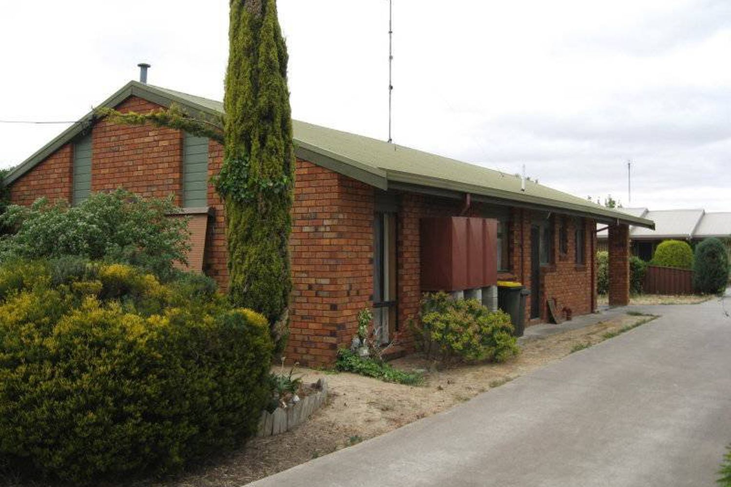 1 / 16 James Street, Horsham