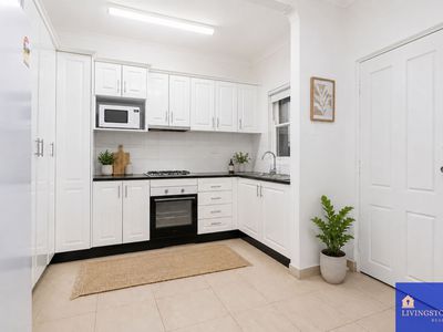 2 / 12  Dellwood, South Granville
