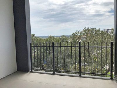 412 / 5 Maple Tree Road, Westmead