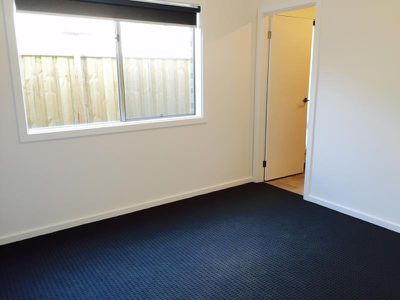19 Sissinghurst Street, Truganina