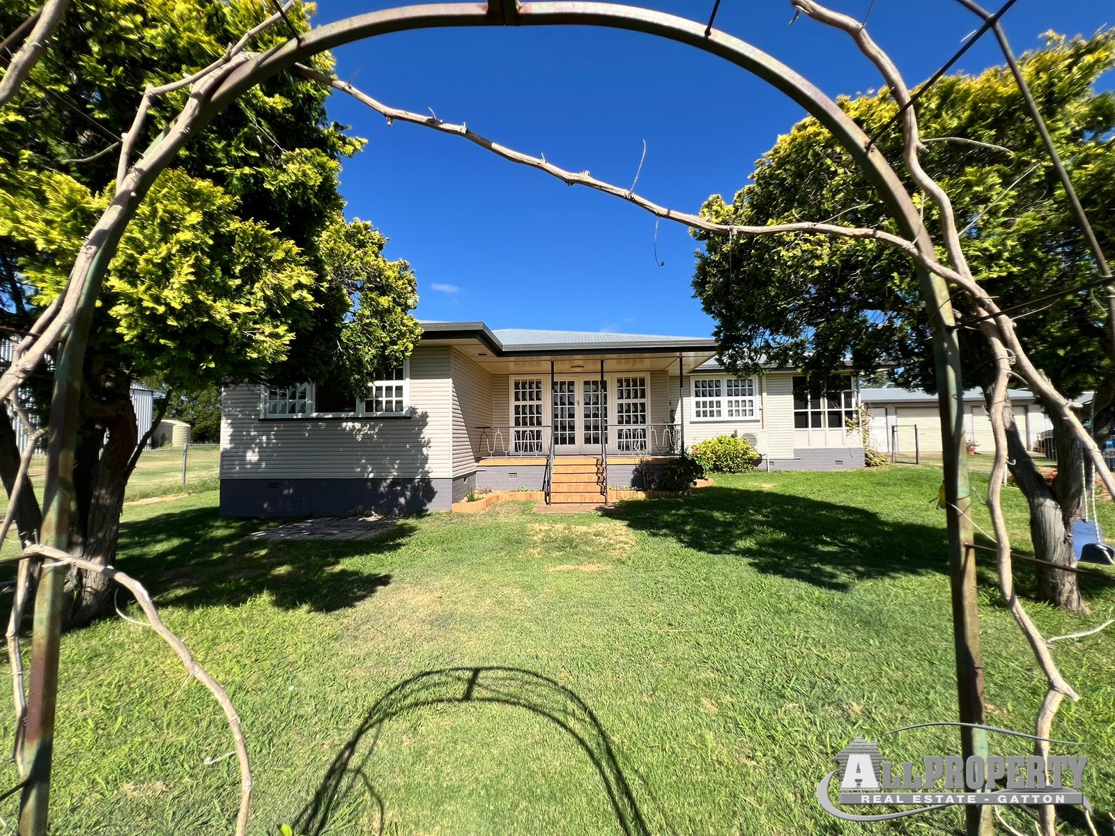 3 Hermy Road, Glenore Grove