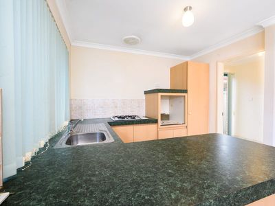 Unit 7 / 54 Gnangara Dr, Waikiki