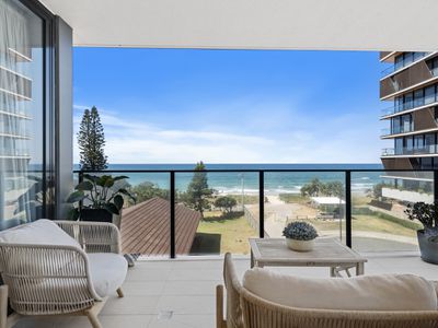 303 / 3 Twenty Third Avenue, Palm Beach