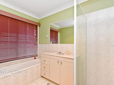 8 Mahogany Place, Forest Lake