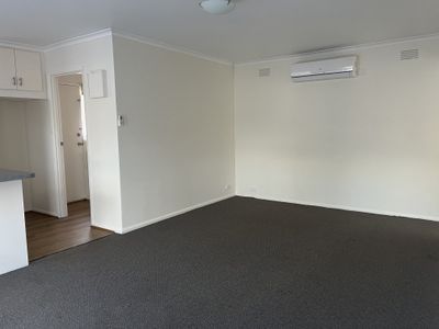 1 / 28-30 Helms Street, Newcomb