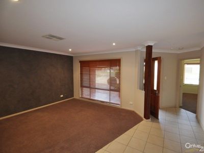 22 Cardiff Arms Avenue, Dubbo