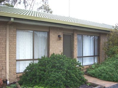 4 / 4 Burgess Street, Horsham