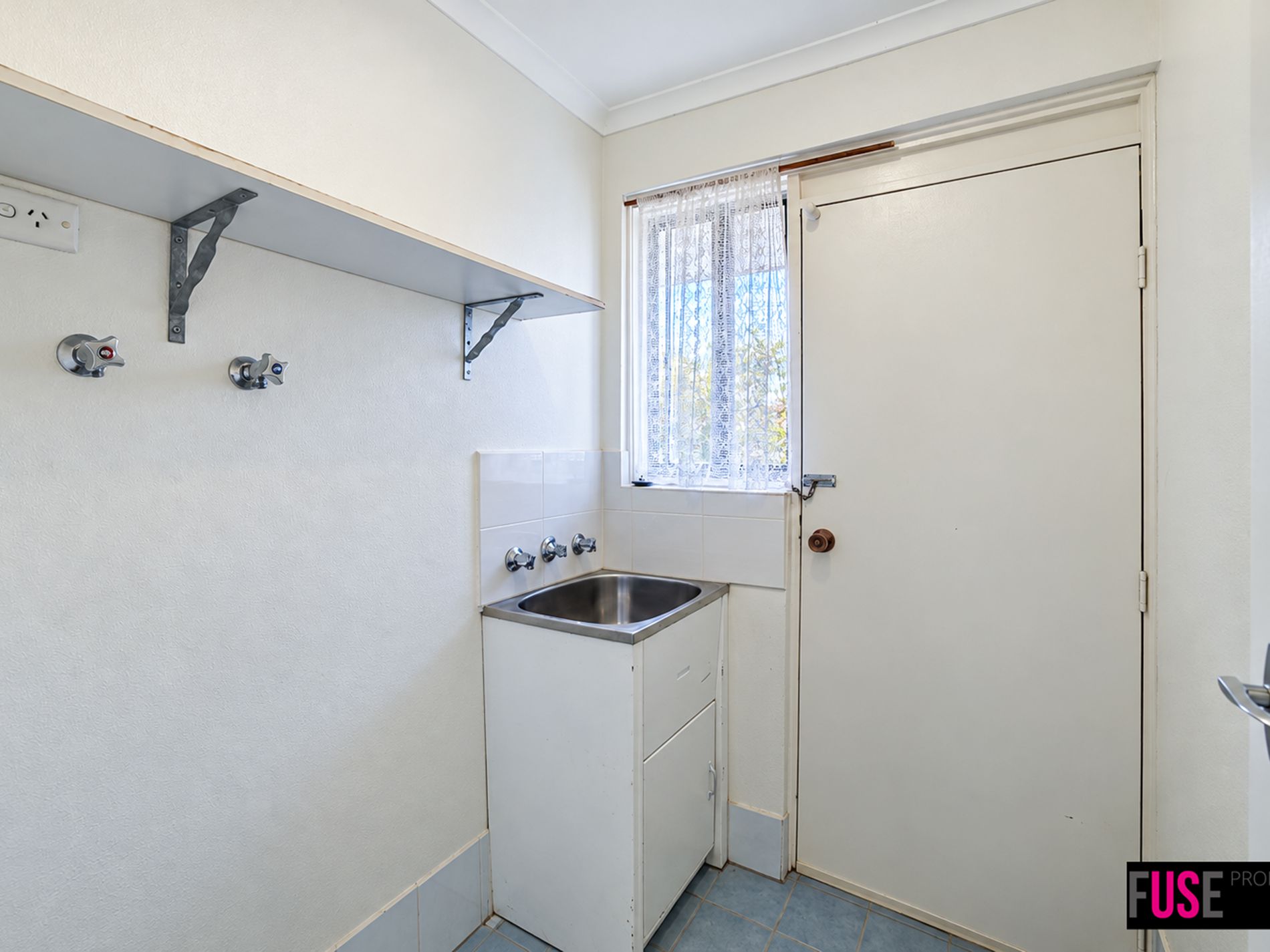 4 / 69 Donald Road, Karabar