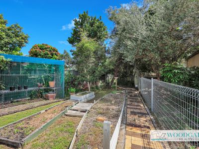 27 Coral Sea Dr, Woodgate