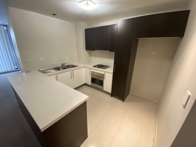 6/163 Hawkesbury Road, Westmead