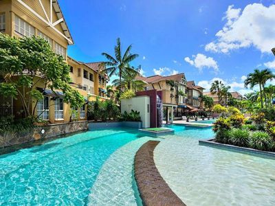 1418 / 2-10 Greenslopes Street, Cairns North