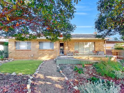 33 Banksia Crescent, Dubbo
