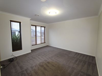 7 Leghorn Way, Marshall