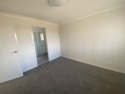 209 Dalmatia Avenue, Edmondson Park