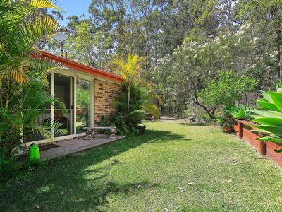 26 McArthur Drive, Falls Creek