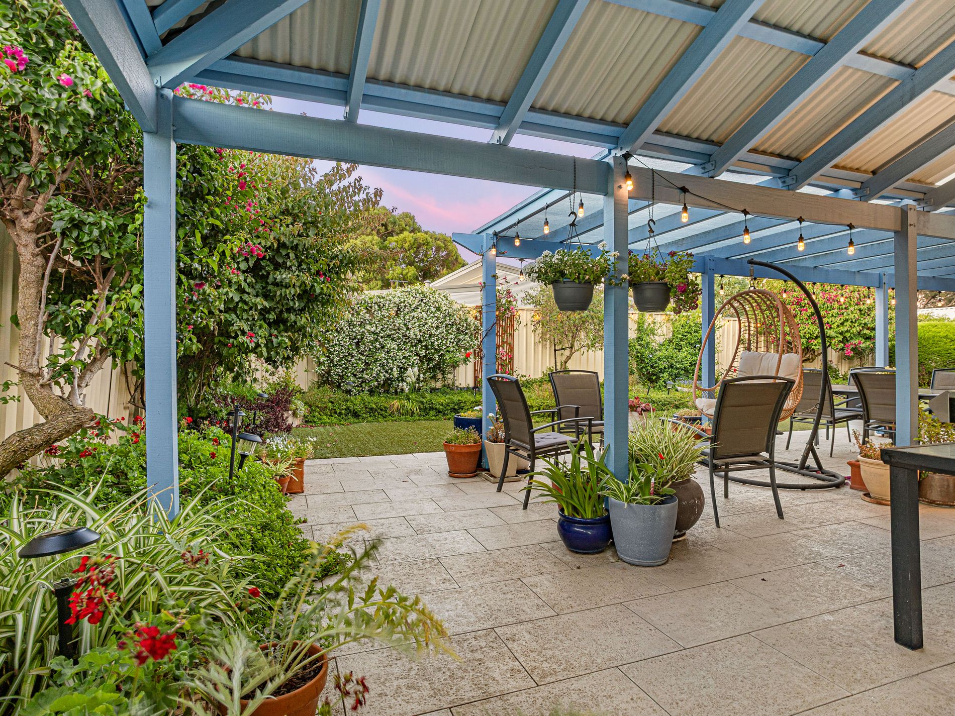 31 Simmonds Parade, Winthrop