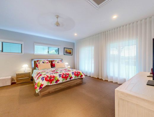 Elevated Privacy & Lifestyle on 2.5 Acres - Tinbeerwah's Hidden Gem image 14