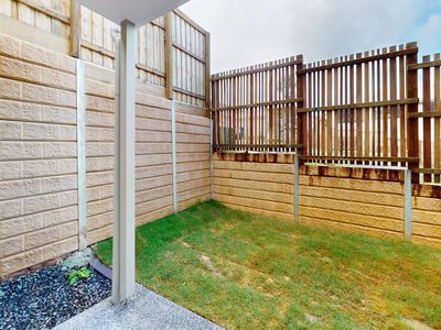 16 Jimna Circuit, White Rock