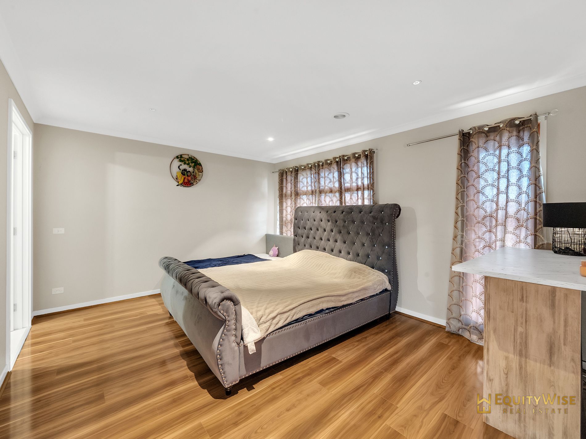 4 Uralla Street, Manor Lakes