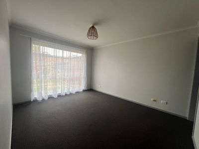 2 / 12 Deutgam Street, Werribee