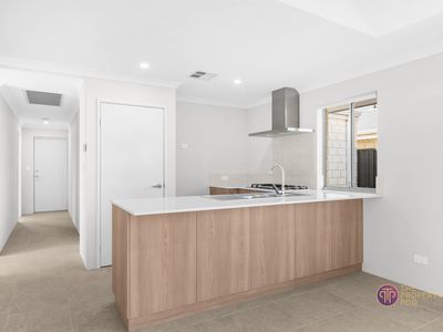 18 Softsun Way, Henley Brook