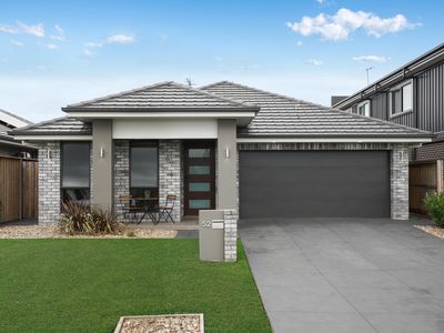 52 Silvester Way, Gledswood Hills