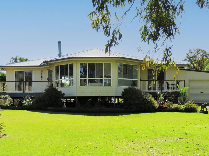 Real Estate Agent Booral Vicki Squires Realty