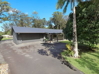 11 Hamilton Close, Mooloolah Valley