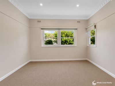 2 Tilba Street, Narooma