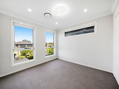 49 Summerland Crescent, Colebee