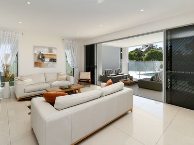 38 TARAWA STREET, Parrearra