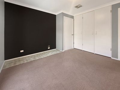 1 Honeysuckle Street, Forbes