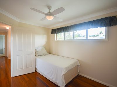 8 Dawson Court, Collingwood Park