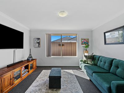 13 Sorrento Turn, Secret Harbour