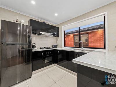 18 Linmac Drive, Hampton Park