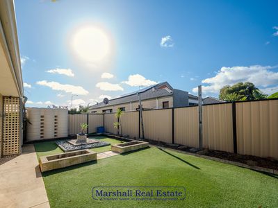 70 Harden Park Trail, Carramar