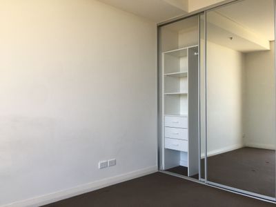 3603 / 15 Charles Street, Canterbury