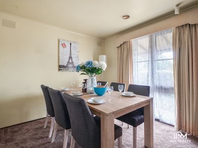 12 NICKLAUS DRIVE, Hoppers Crossing