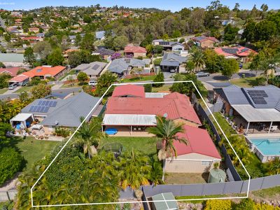 16 Pineneedle Court, Oxenford