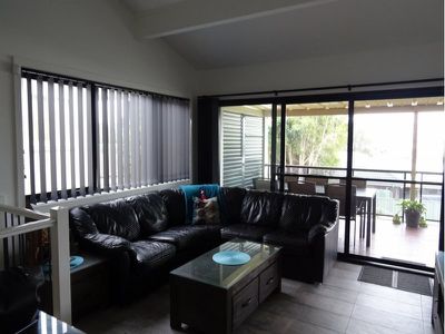 66 Henricks Parade, Mount Warrigal