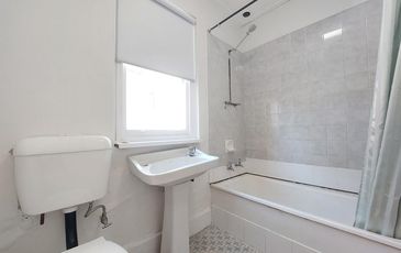 1 / 162 Redfern  Street, Redfern