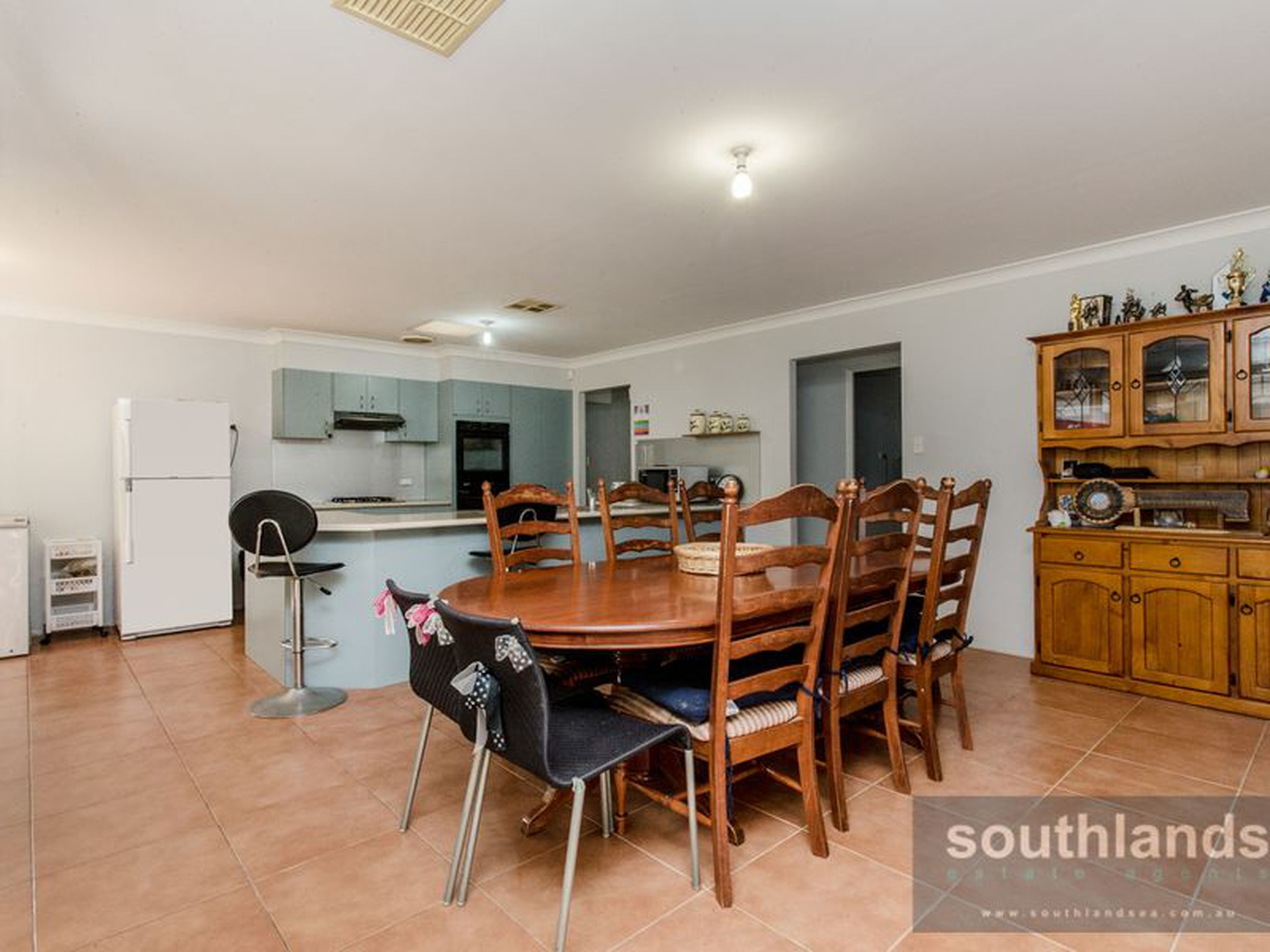 24 Anthony Crescent, KINGSWOOD