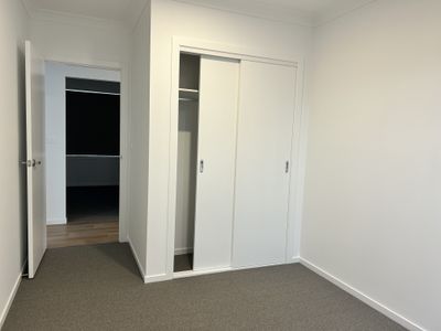32 Sunningdale Avenue, Sussex Inlet