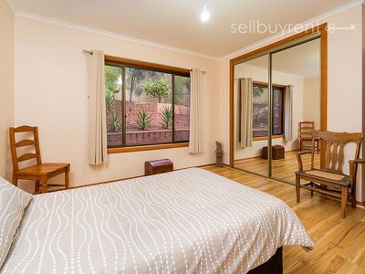 3 VISTA COURT, Bellbridge