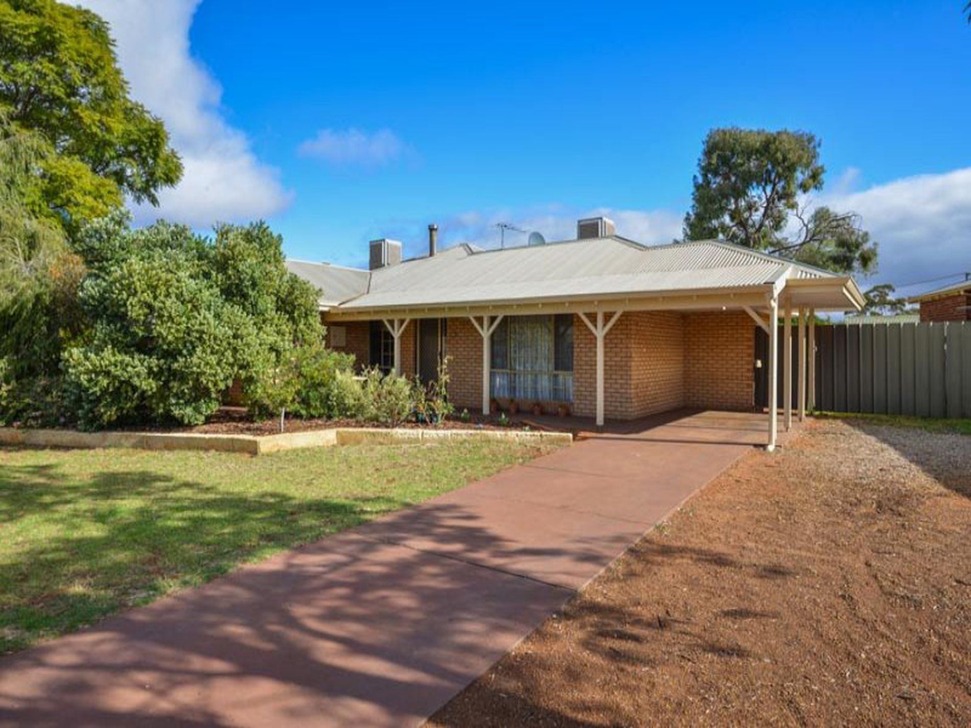 4 Nickel Lane, Hannans