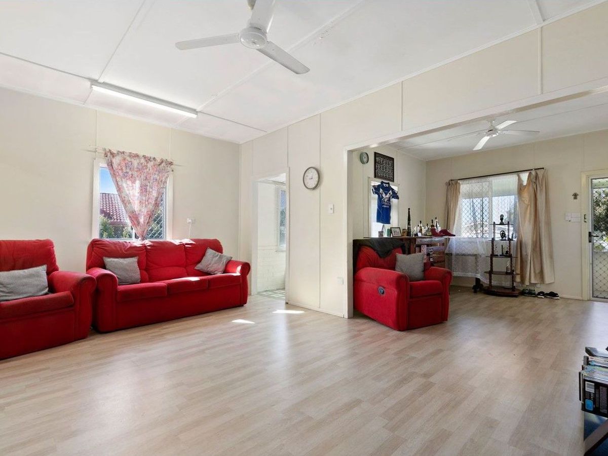 144 Cypress Street, Urangan