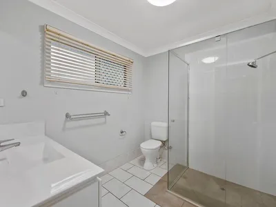 76 River Park Drive, Annandale