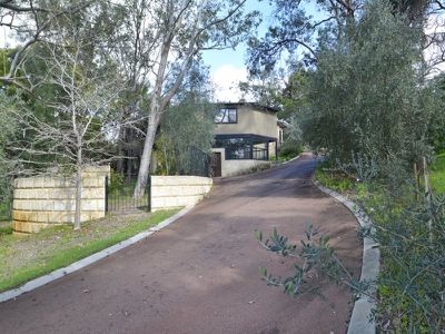 11111 West Swan Road, Henley Brook